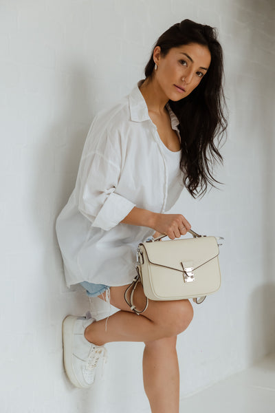 Mocha Teagan Leather Crossbody Bag- White | Mocha Australia