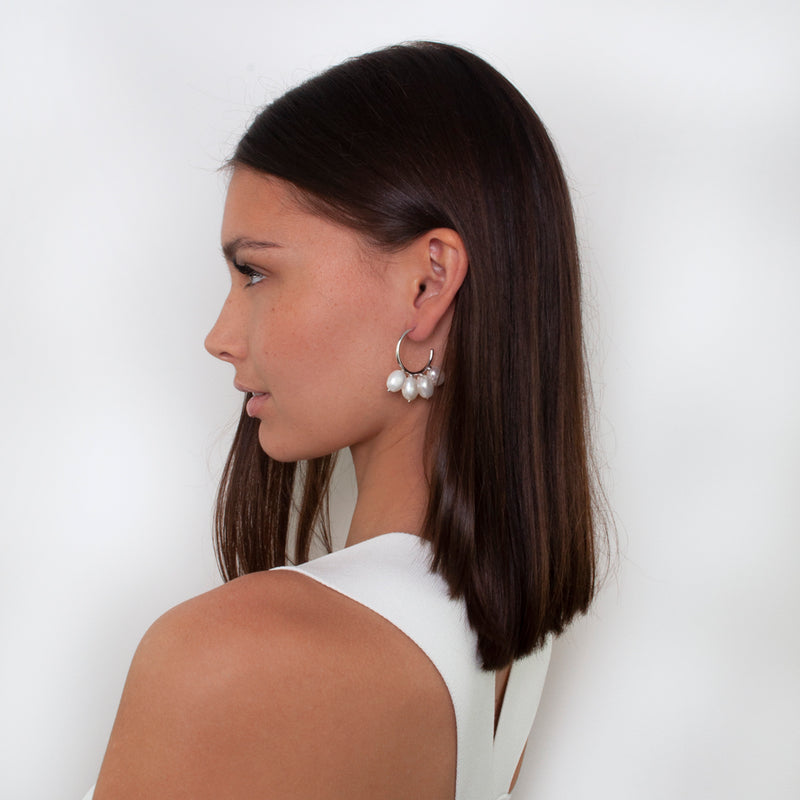 Bianc Sirene Silver Large Multi Fresh Water Pearl Hoop Earrings - Silver