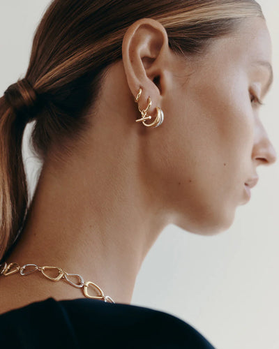 Kirstin Ash Rhythm T-Bar Hoops - Gold