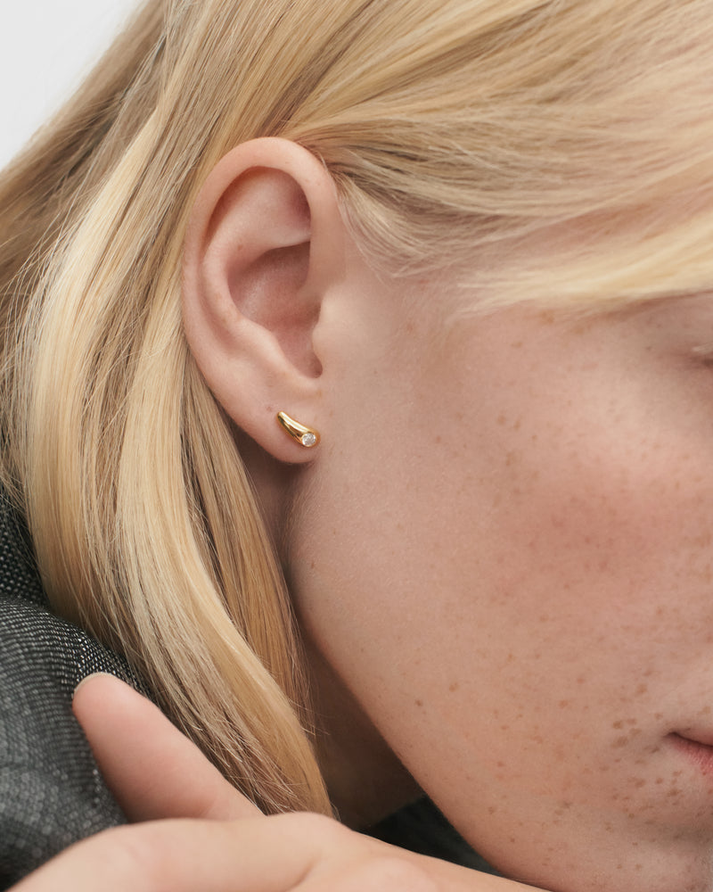 PDPAOLA La Perla Mini Stud Earrings - Gold
