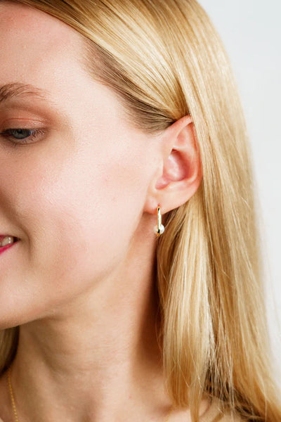 Georgini Adagio Nine-2-Five Pearl Oval Hoops - Gold