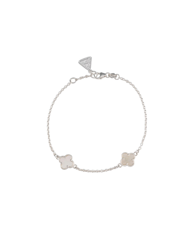 Von Treskow Belcher Chain Bracelet w/ Double Mini Mother of Pearl Clover - Silver | Mocha Australia