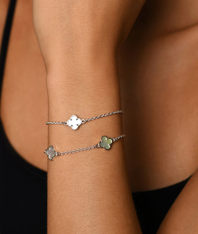 Von Treskow Belcher Chain Bracelet w/ Double Mini Mother of Pearl Clover - Silver | Mocha Australia