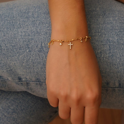 Gregio Simply Me/ Tiny Shiny Bracelet w/ CZ & Large Cross - Gold | Mocha Australia