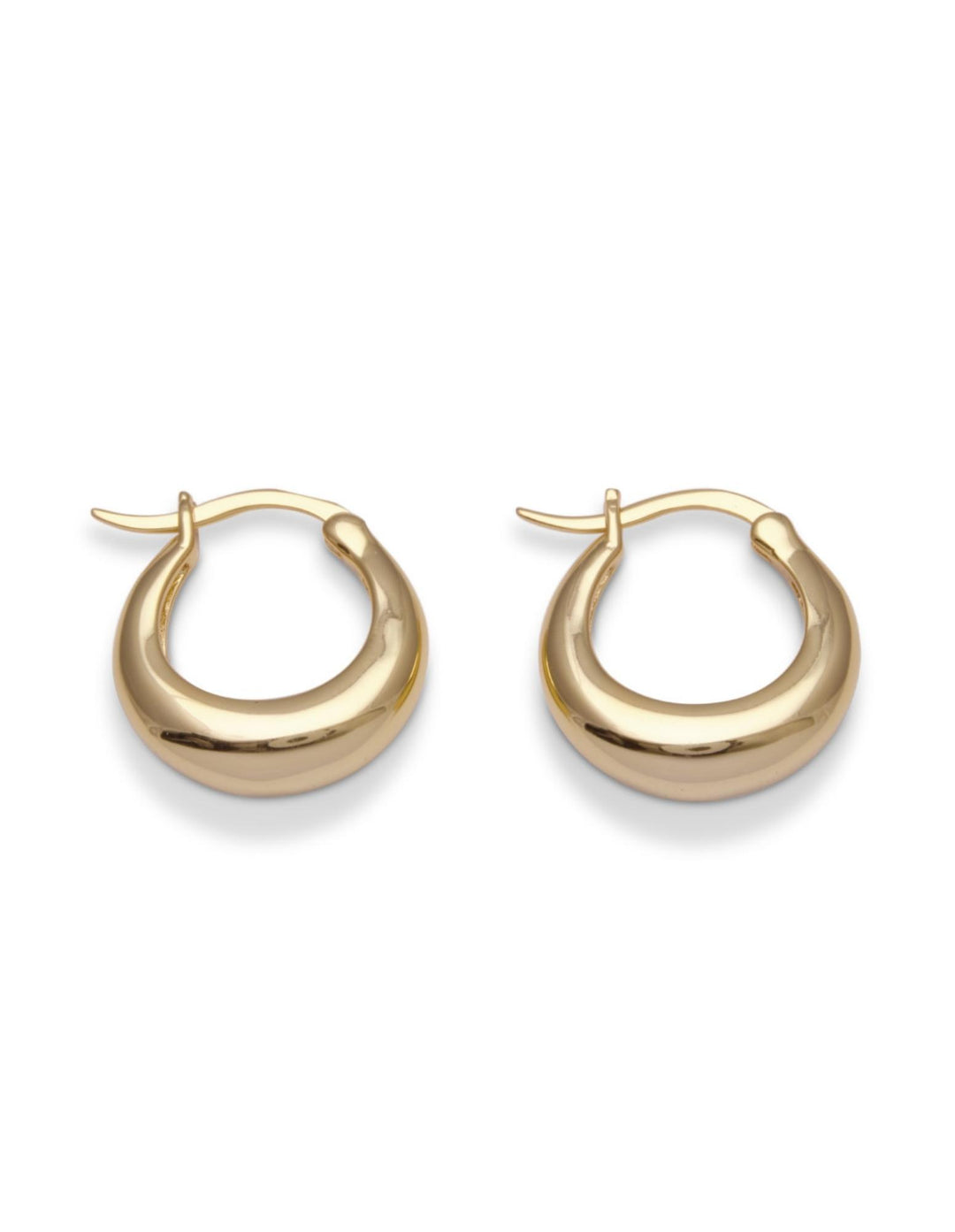 Von Treskow Saddle Hoop Earrings w/ Lever clasp (17mm) Gold