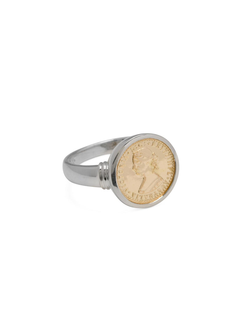 Von Treskow Tiny Australian Token Bezel Ring | Mocha Australia