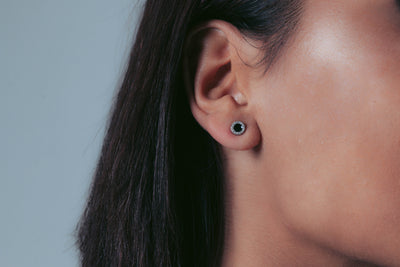 Georgini Reflection Enamel Stud Earrings - Silver/Black | Mocha Australia